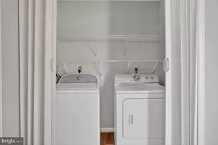 8608 Woodland Manor Dr, Laurel, MD 20724 - Photo 19