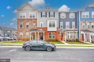 1823 Iris Ln, Hanover, MD 21076 - Photo 3