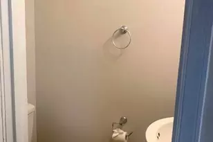 6425 Continental Dr, Glen Burnie, MD 21061 - Photo 9