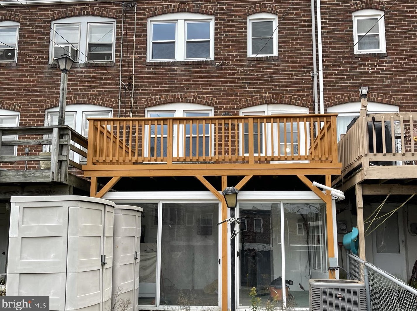 212 Edgevale Rd, Baltimore MD 21210-2109 exterior