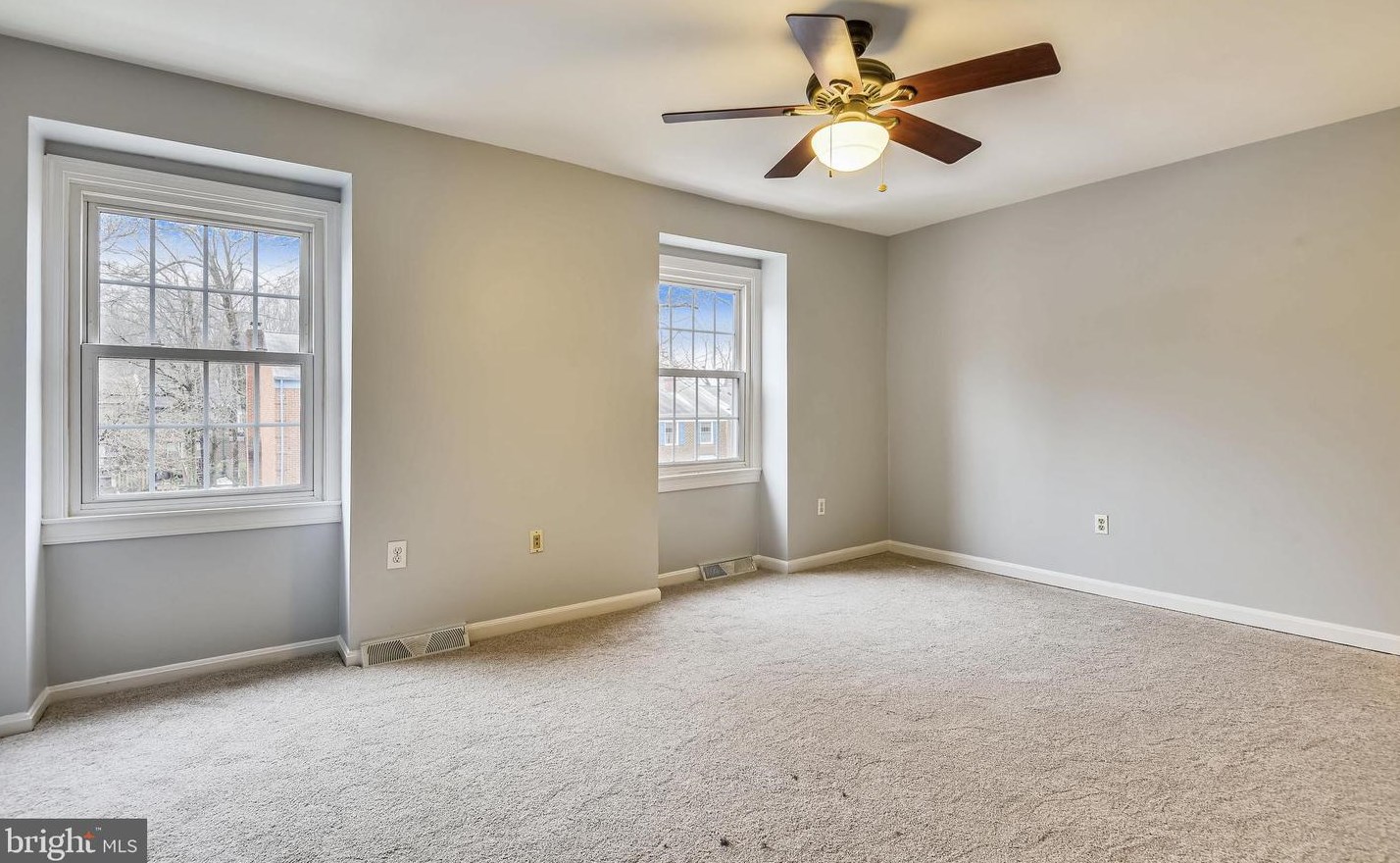 1606 Angus Ct, Crofton MD 21114-2002 exterior