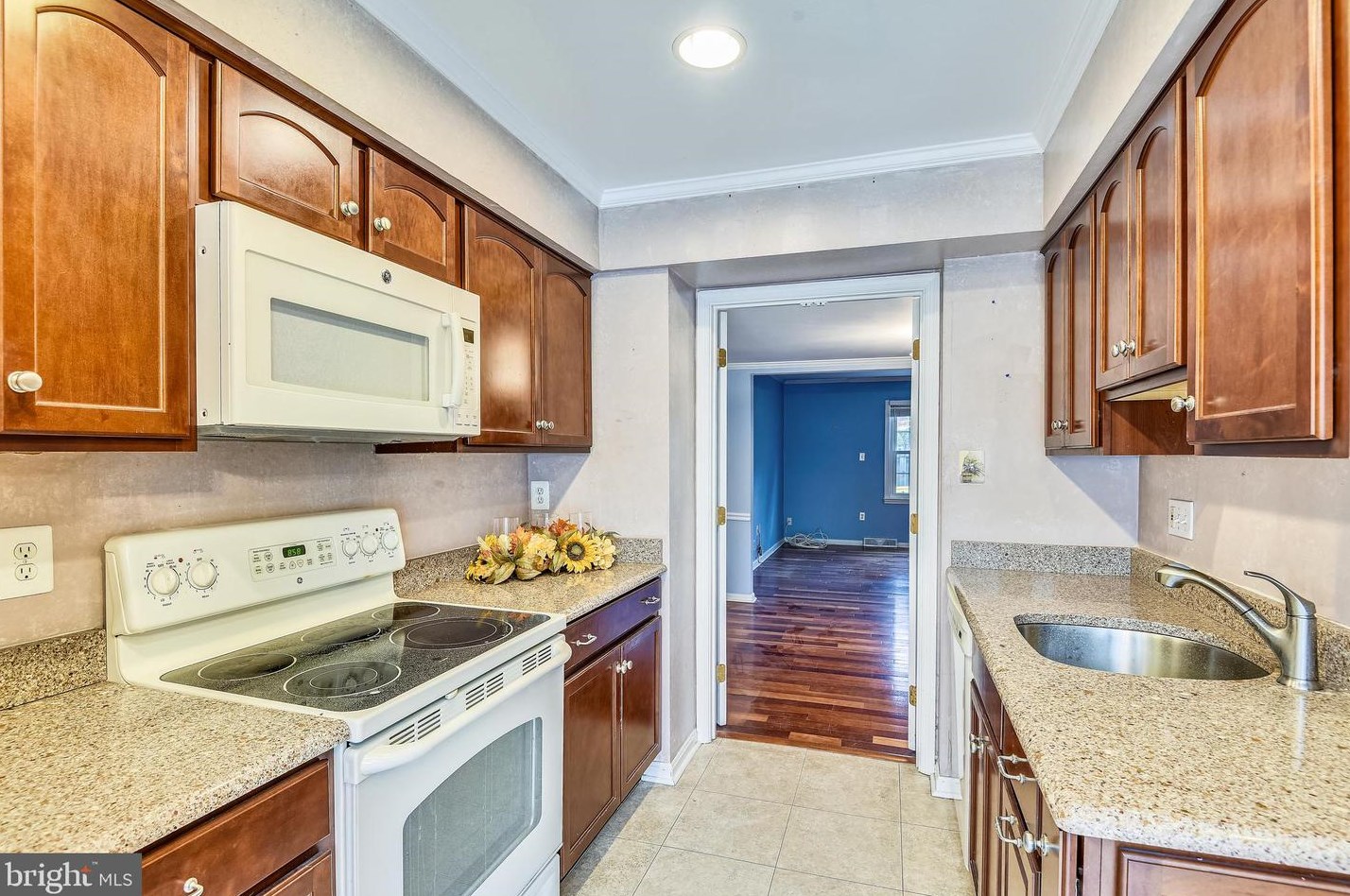 1606 Angus Ct, Crofton MD 21114-2002 exterior