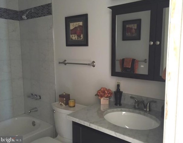 1923 Foxhound Ct, Severn MD 21144-1422 exterior