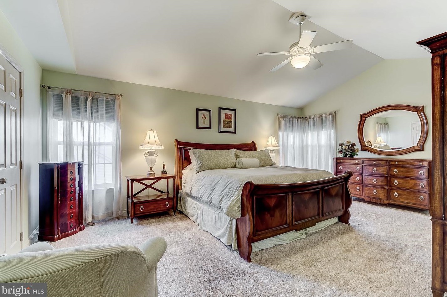 2900 Middle Brg Ct, Crofton MD 21114-2498 exterior