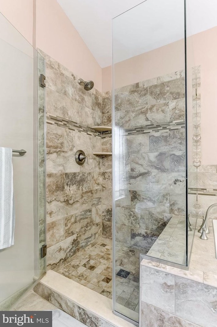 2900 Middle Brg Ct, Crofton MD 21114-2498 exterior