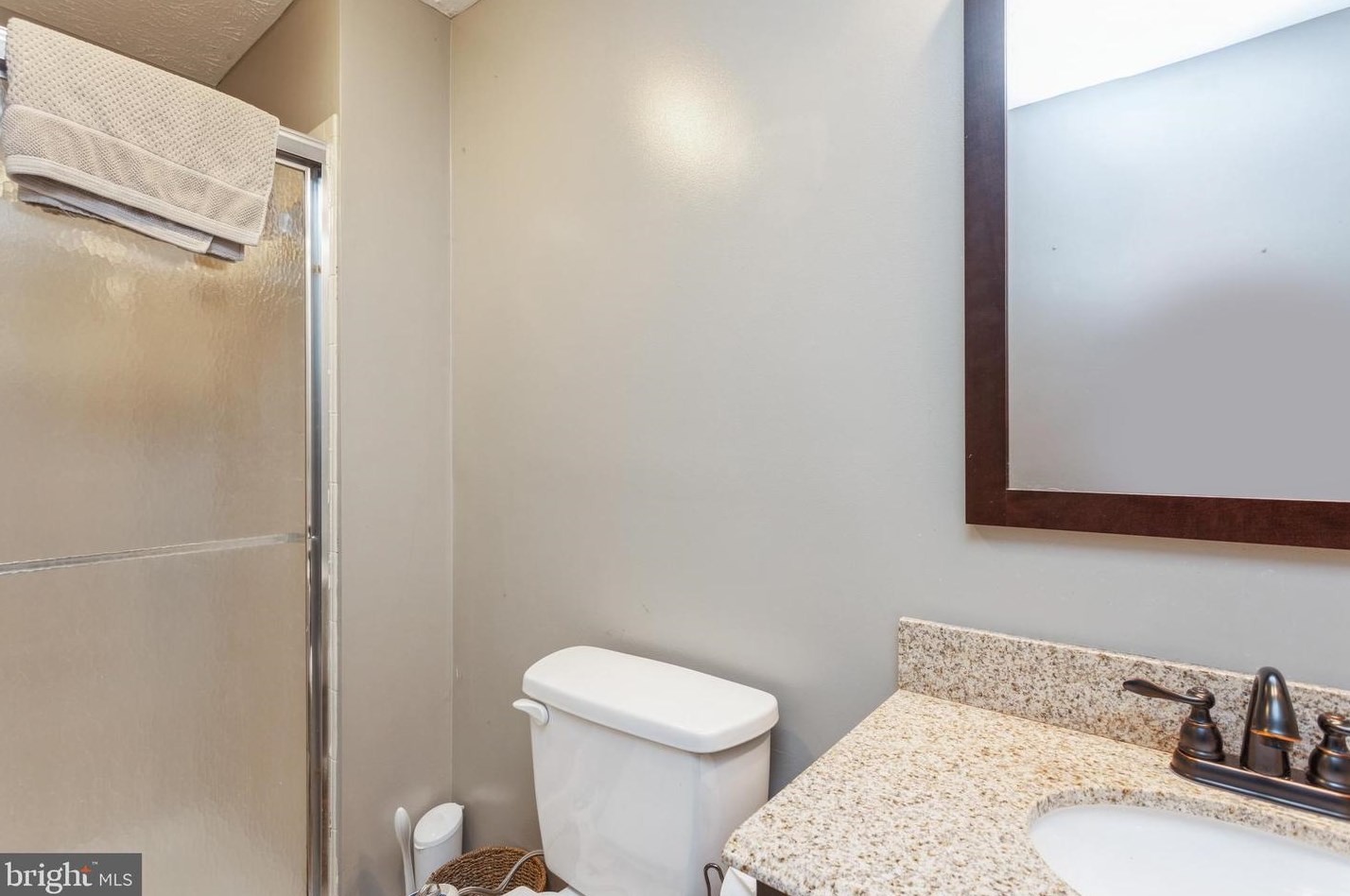 2537 Log Ml Ct, Crofton MD 21114-1859 exterior