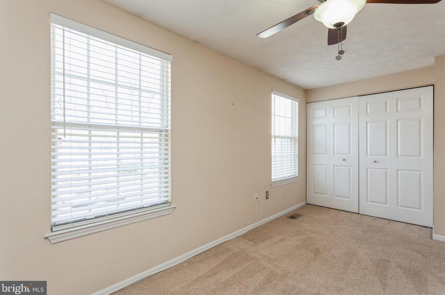 2537 Log Ml Ct, Crofton MD 21114-1859 exterior