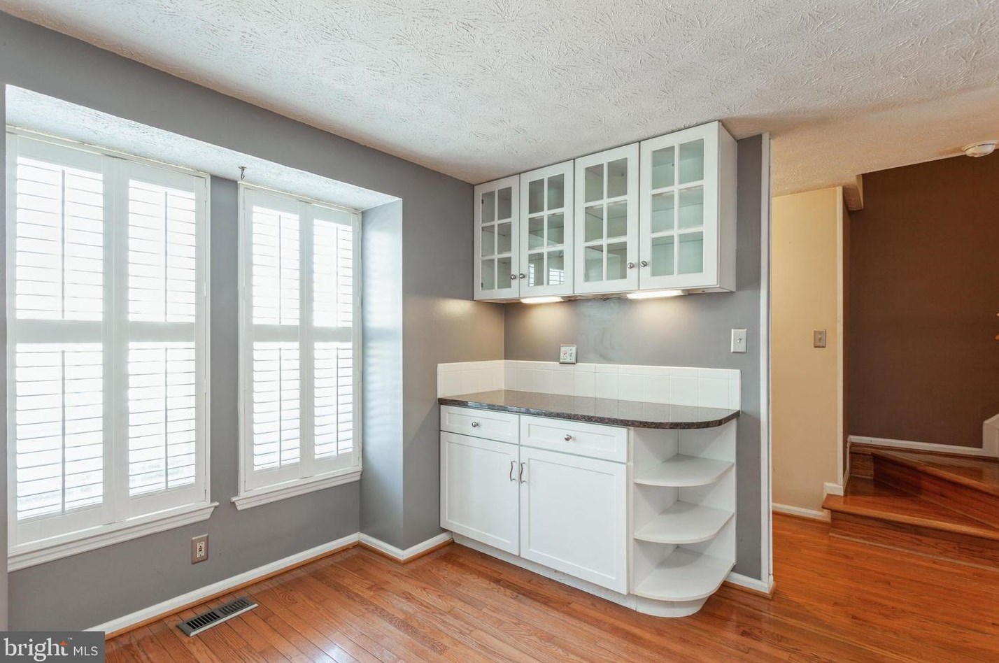 2537 Log Ml Ct, Crofton MD 21114-1859 exterior