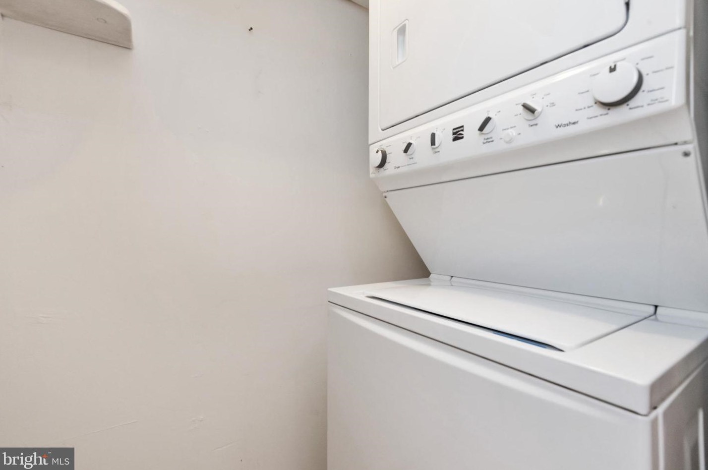 1707 Hart Ct, Crofton MD 21114-1630 exterior