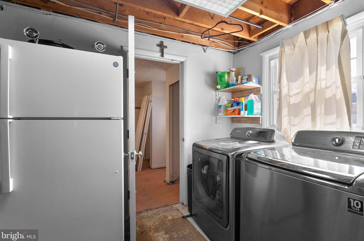 1909 Cuire Dr, Severn MD 21144-1464 exterior