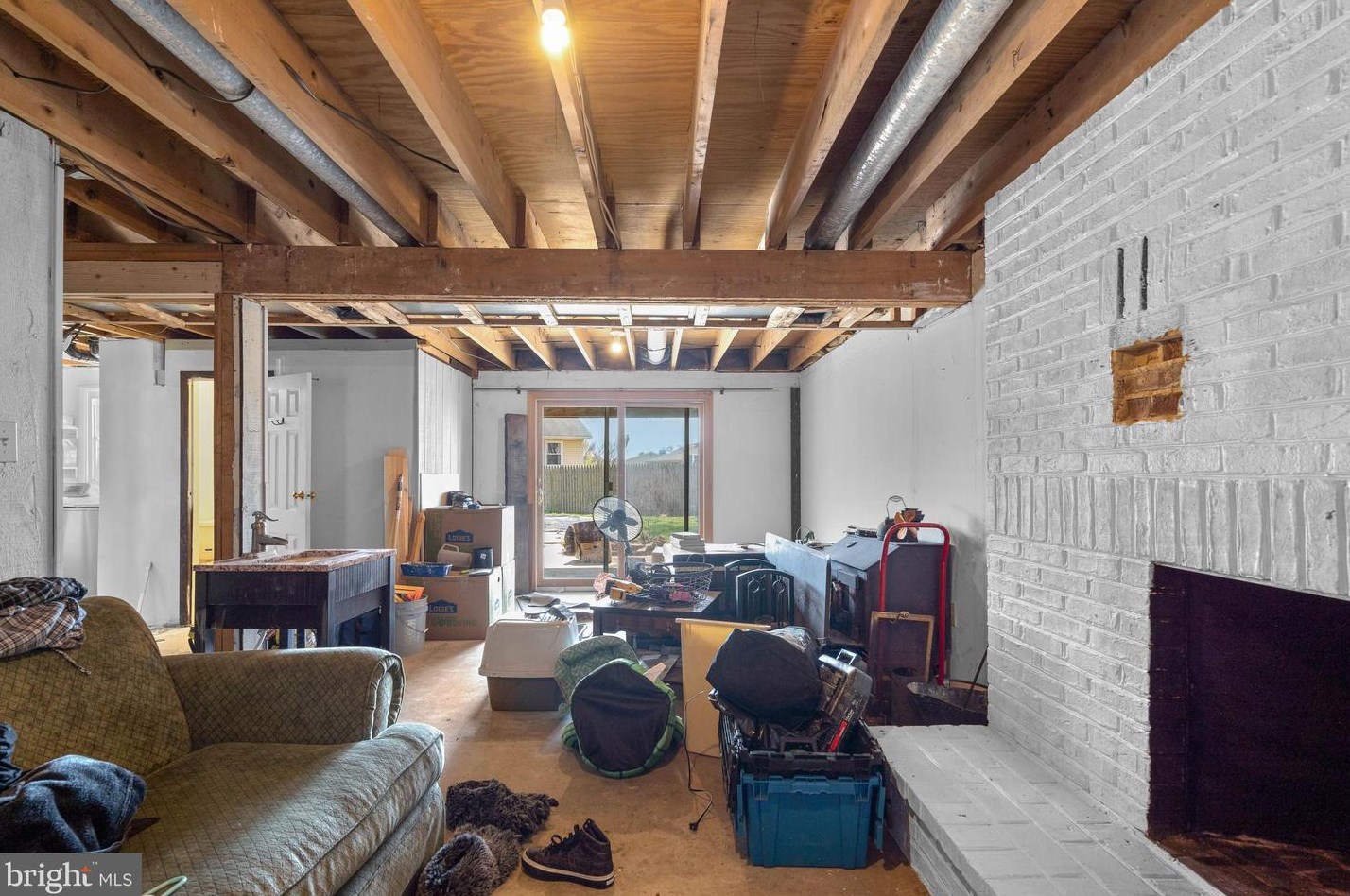 1909 Cuire Dr, Severn MD 21144-1464 exterior