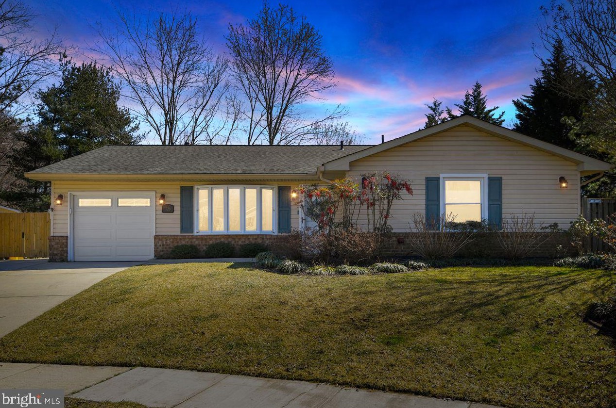 1736 Denton Ct, Crofton MD  21114-1914 exterior