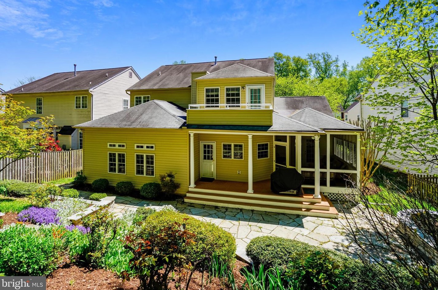 1523 Hornbeam Dr, Crofton MD 21114-3244 exterior