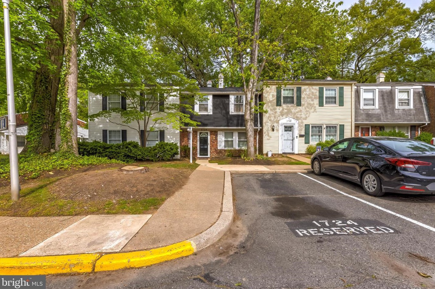 1724 Farmington Ct, Crofton MD  21114-2307 exterior