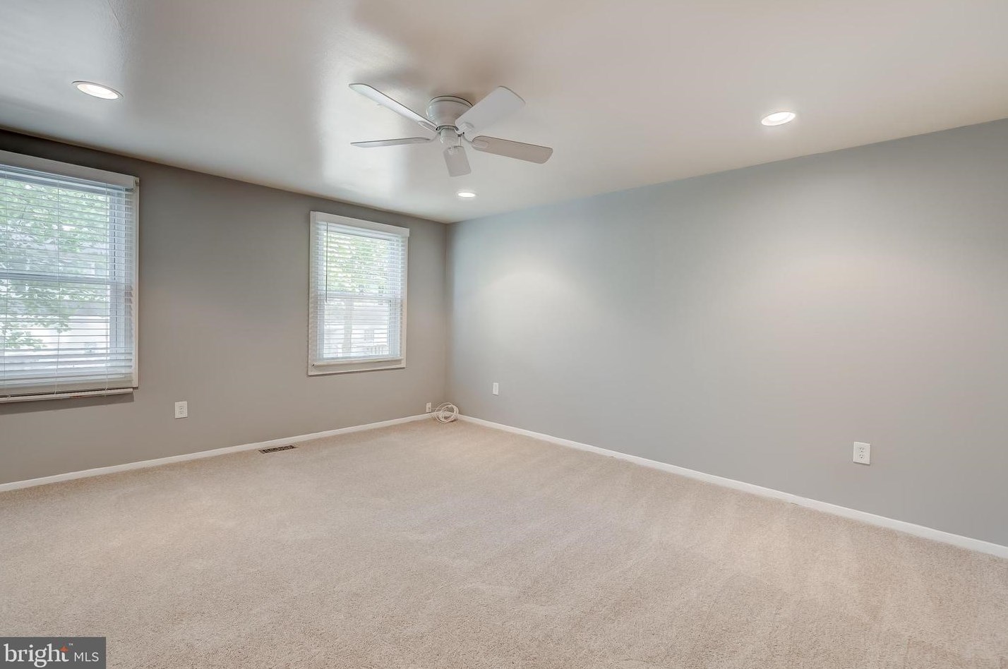 1724 Farmington Ct, Crofton MD  21114-2307 exterior