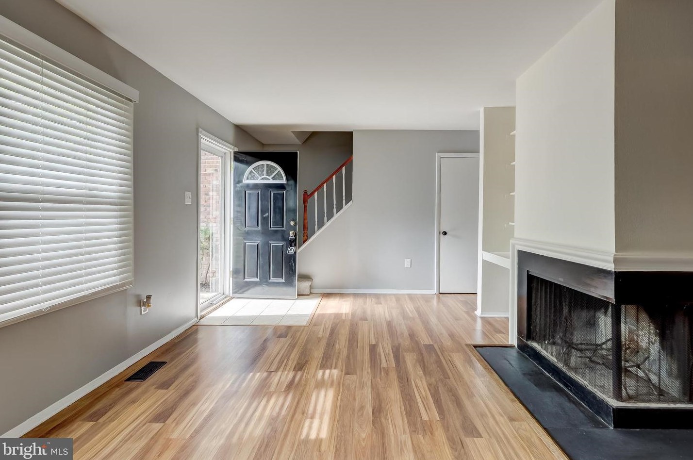 1724 Farmington Ct, Crofton MD  21114-2307 exterior