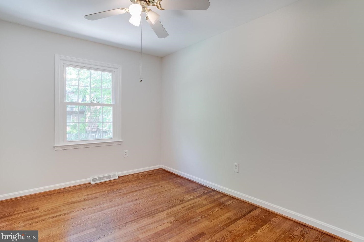 1608 Angus Ct, Crofton MD 21114-2002 exterior