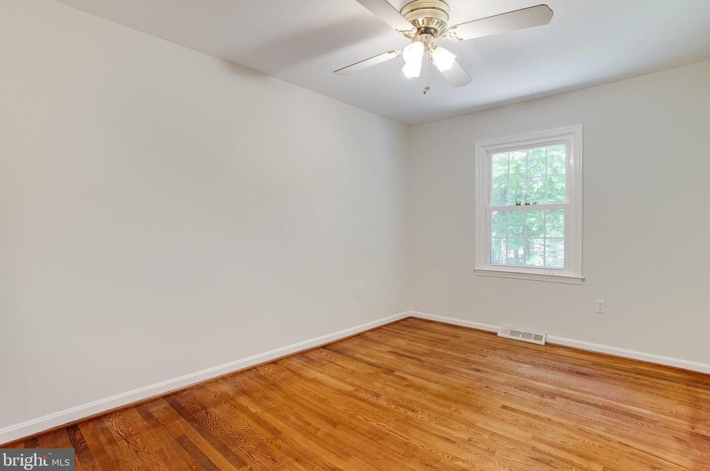 1608 Angus Ct, Crofton MD 21114-2002 exterior