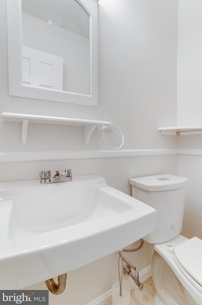 1608 Angus Ct, Crofton MD 21114-2002 exterior