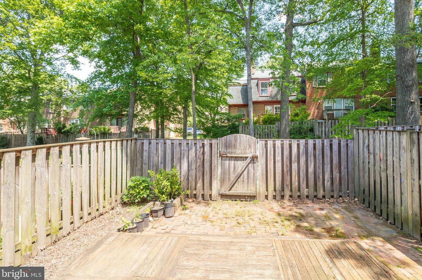 1608 Angus Ct, Crofton MD 21114-2002 exterior