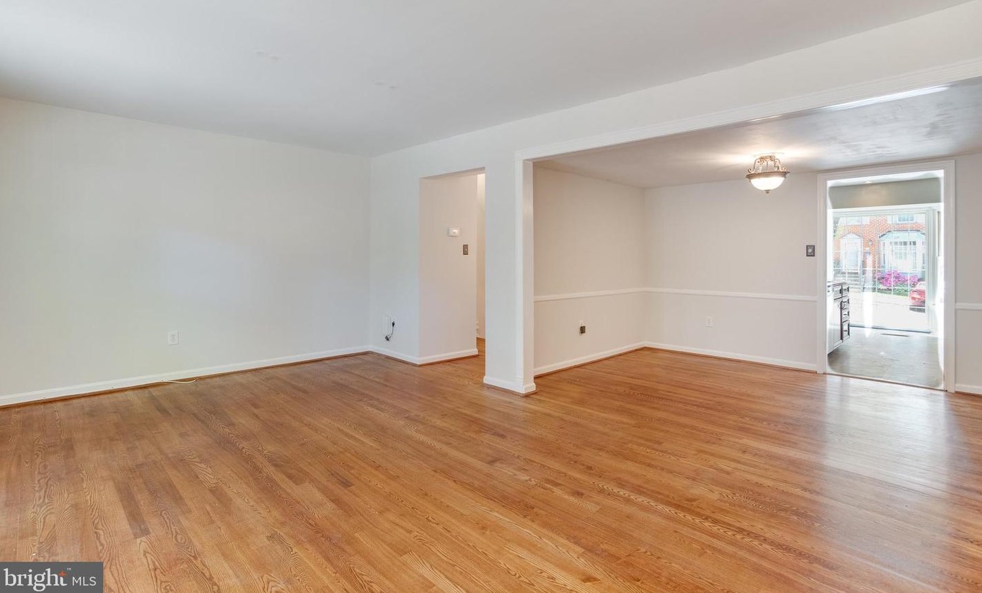 1608 Angus Ct, Crofton MD 21114-2002 exterior