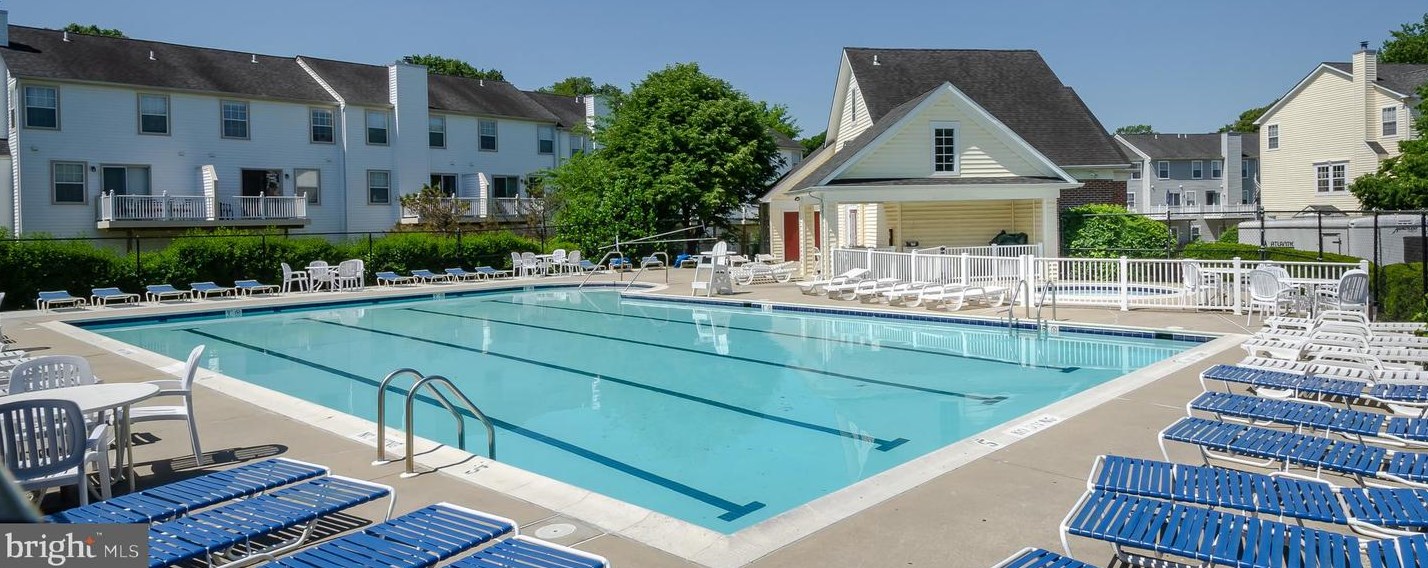 1442 Nutwood Ct, Crofton MD  21114-2845 exterior