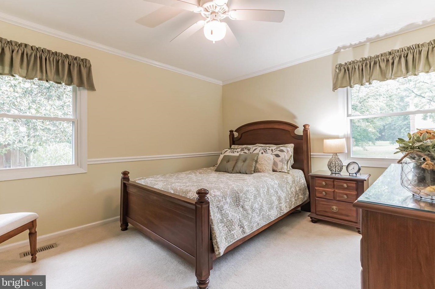 1712 Sturbridge Pl, Crofton MD  21114-2010 exterior