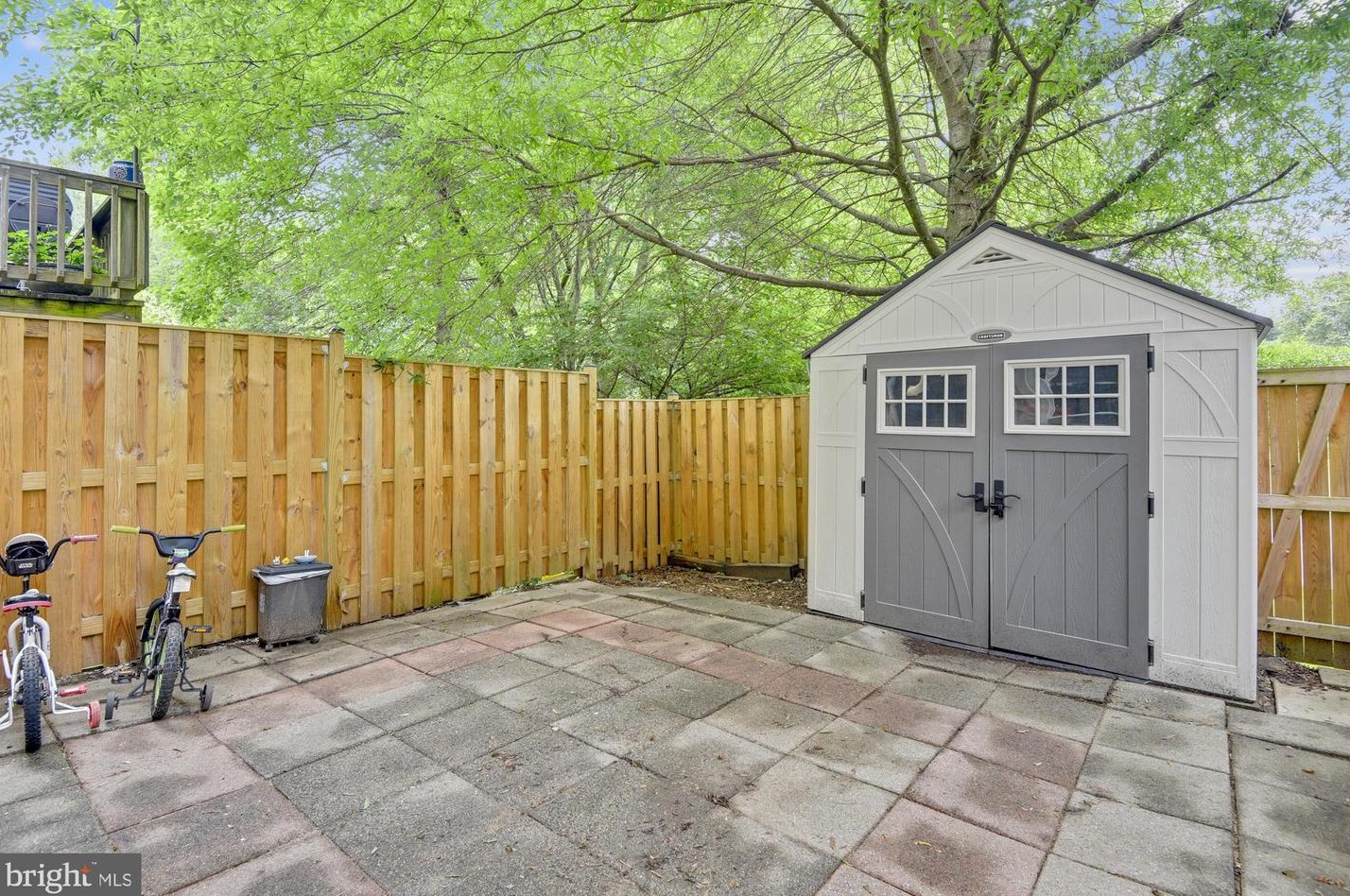 1605 Howard Chapel Ct, Crofton MD 21114-1817 exterior