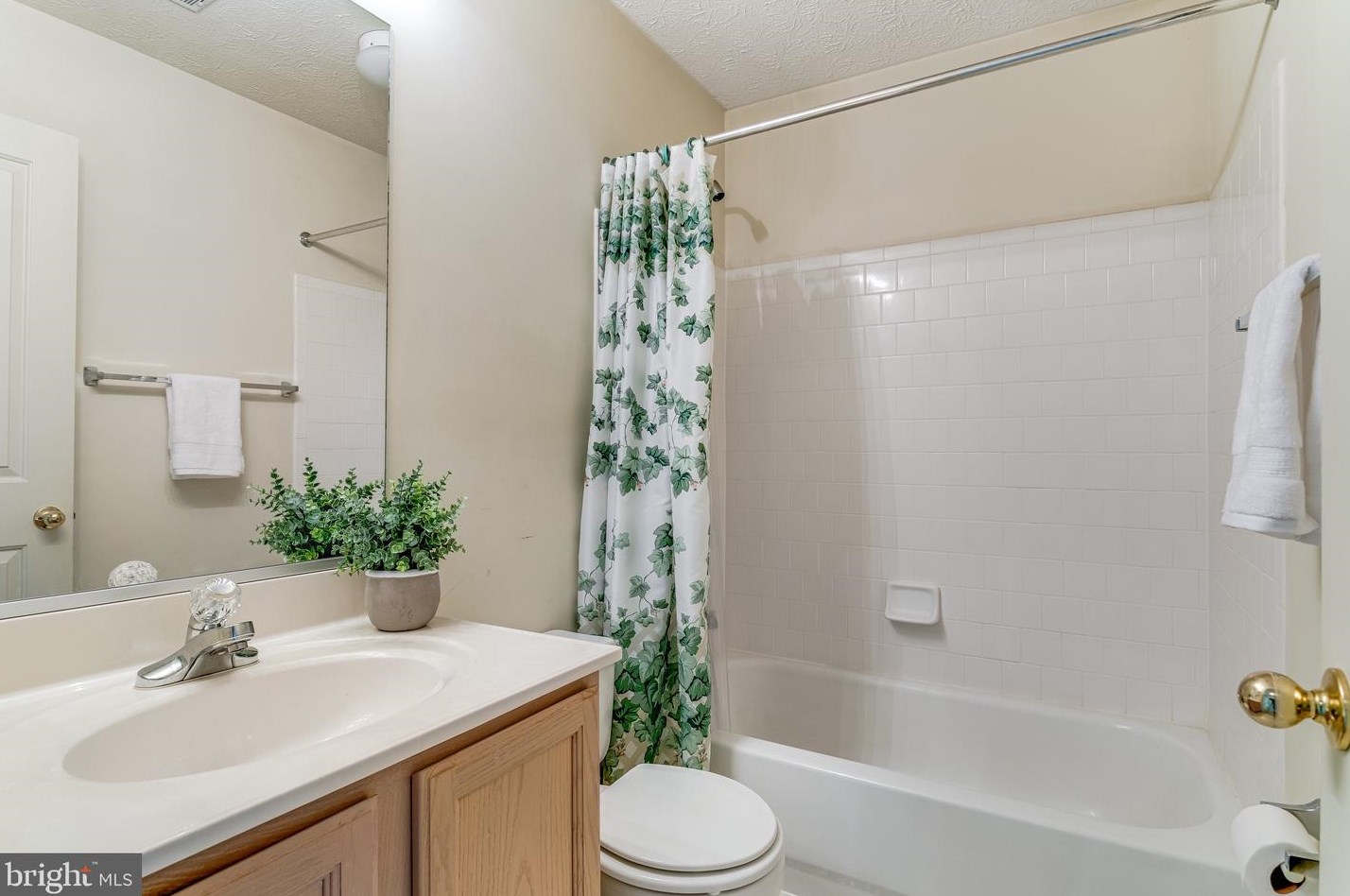 2419 Kemper Rd, Crofton MD  21114-2552 exterior