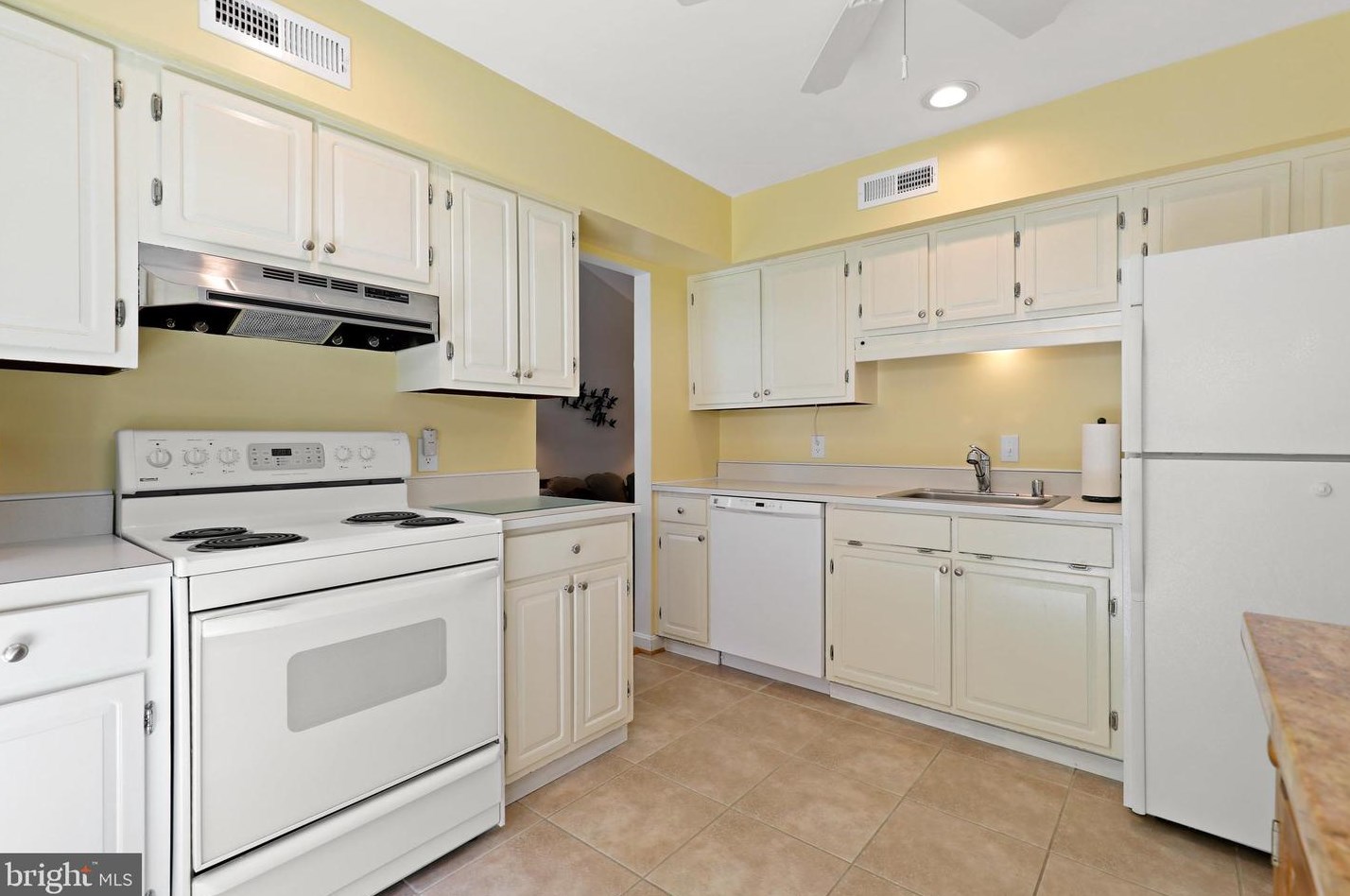 1454 Jordan Ave, Crofton MD  21114-2140 exterior