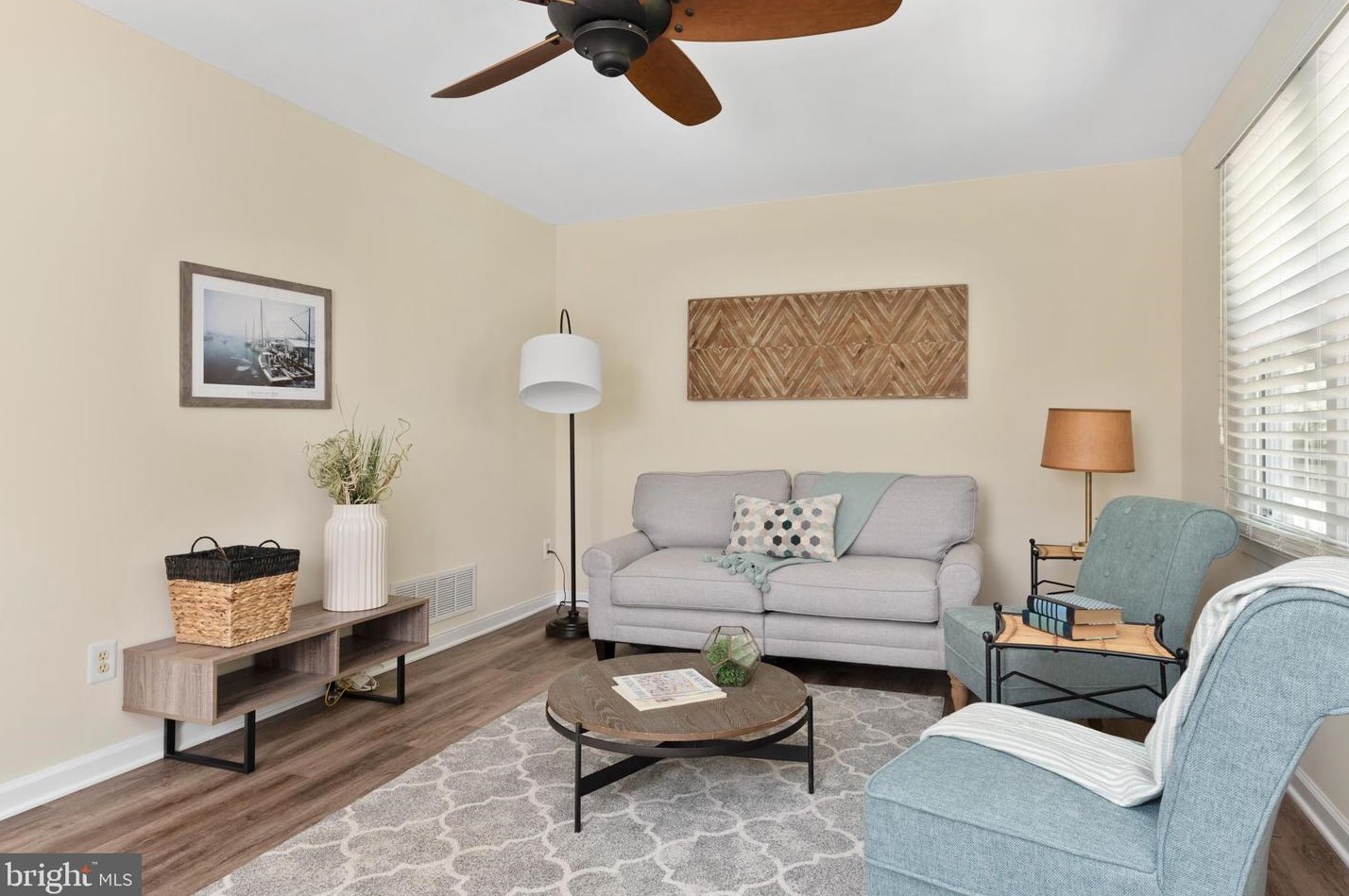 1830 Foxdale Ct, Crofton MD 21114-1944 exterior