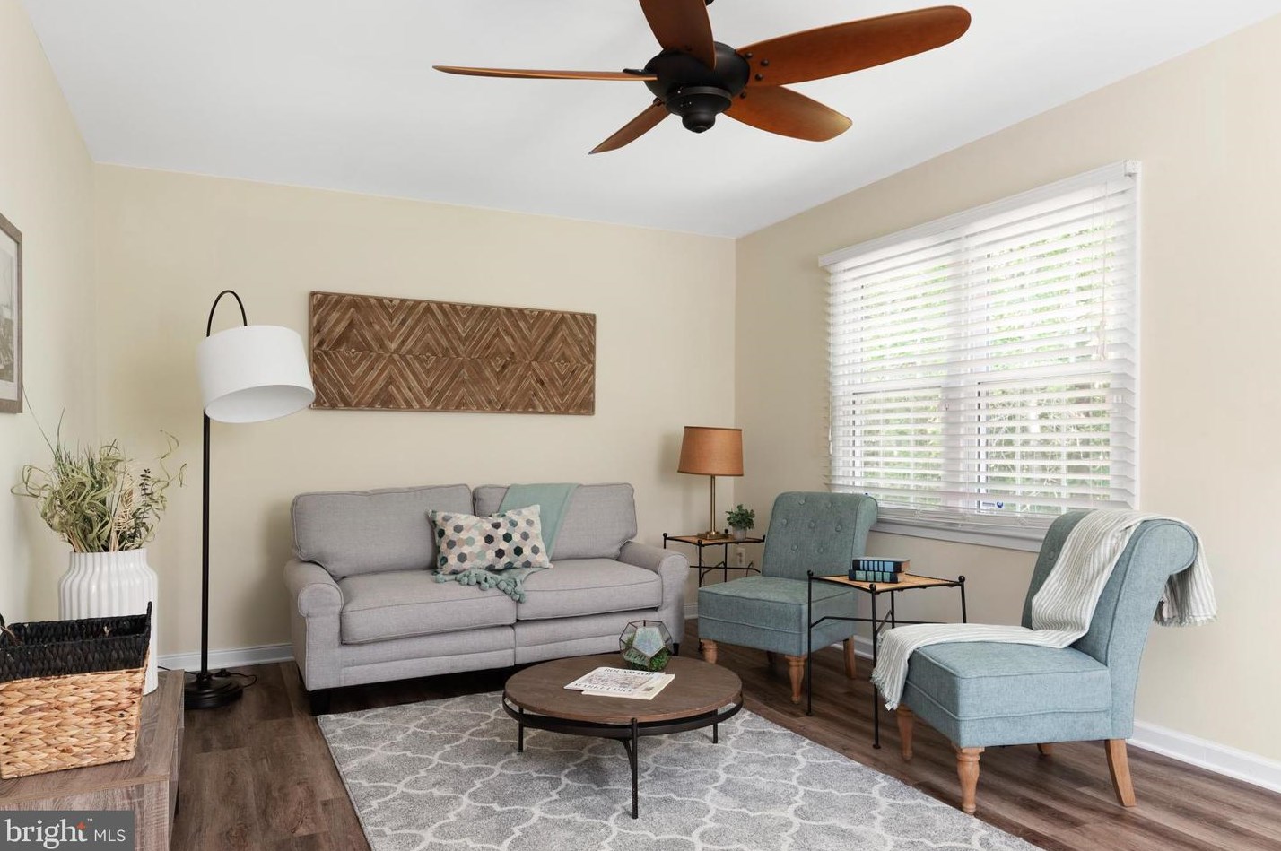 1830 Foxdale Ct, Crofton MD 21114-1944 exterior