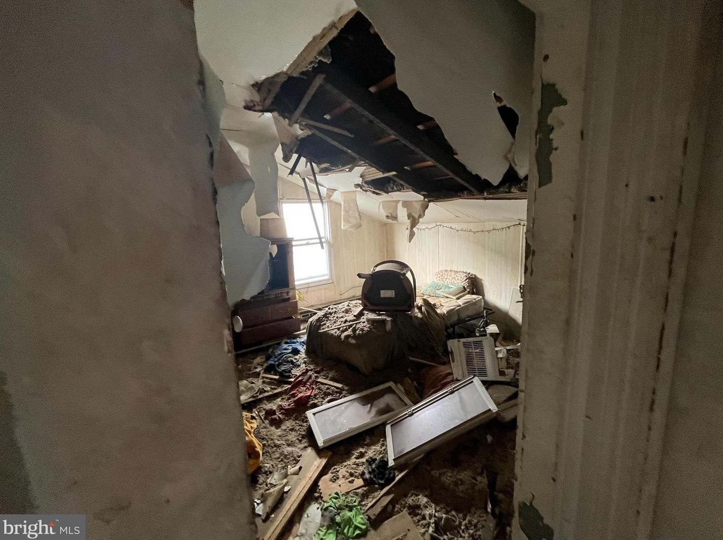 19 Douglas Ave, Lonaconing MD 21539-1114 exterior