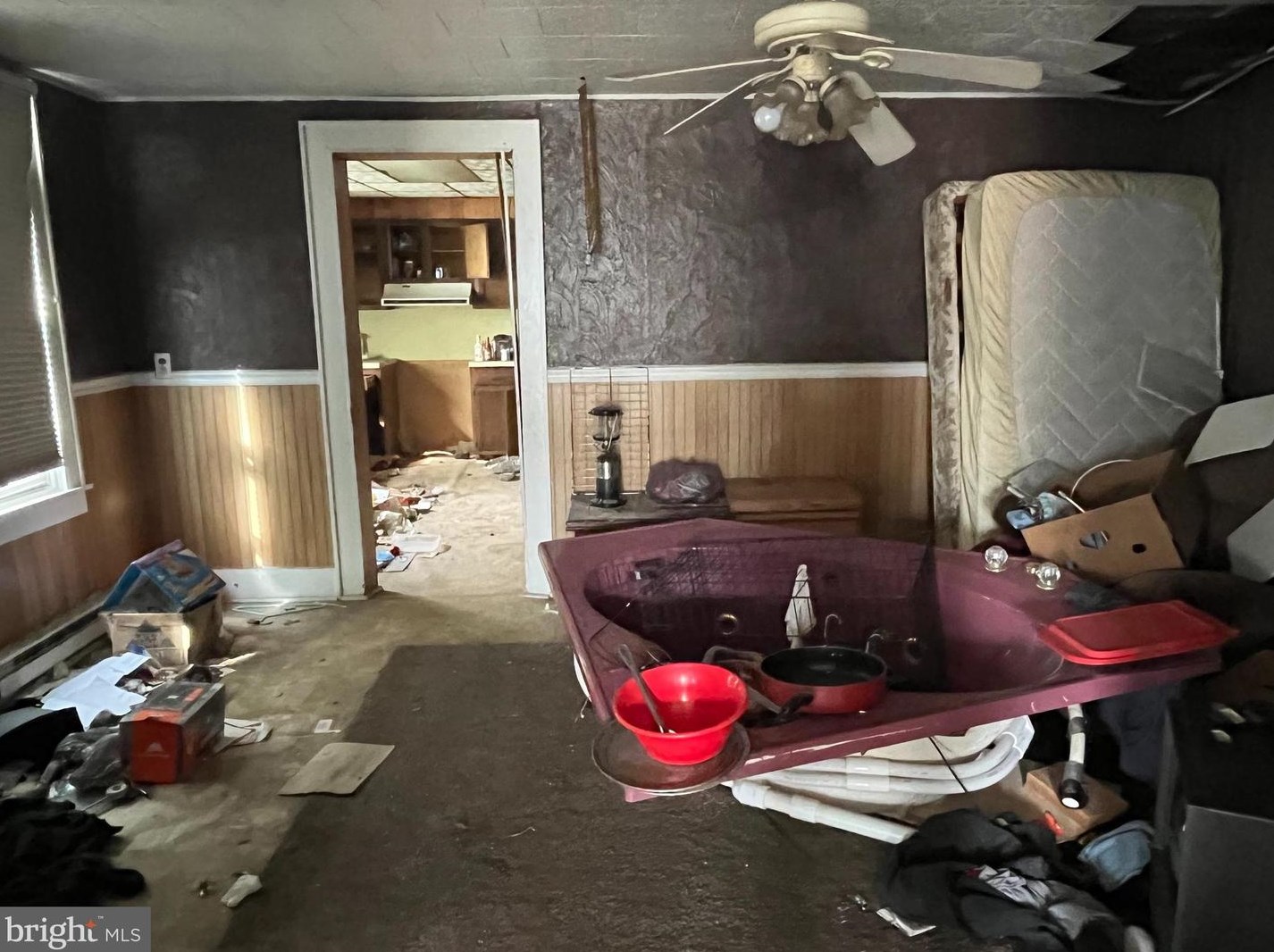 19 Douglas Ave, Lonaconing MD 21539-1114 exterior