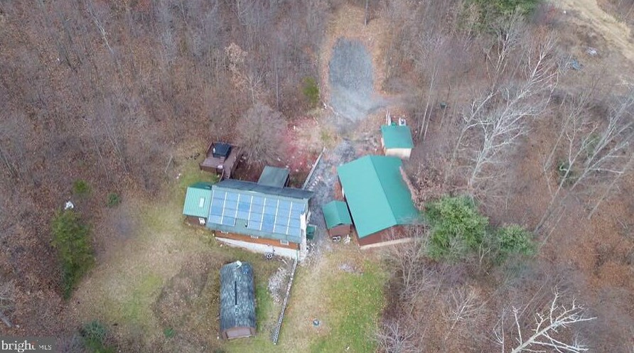 21800 Rocky Acres Ln, Flintstone MD 21530-2067 exterior