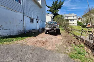 54 E College Ave, Frostburg, MD 21532 - Photo 9