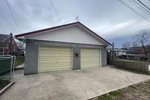 227 S Massachusetts Ave, Cumberland, MD 21502 - Photo 3