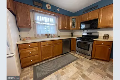 227 S Massachusetts Avenue, Cumberland, MD 21502 - Photo 5