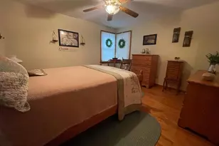 227 S Massachusetts Ave, Cumberland, MD 21502 - Photo 9