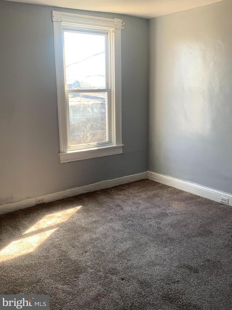 609 Ashburton St, Baltimore MD  21216-4702 exterior