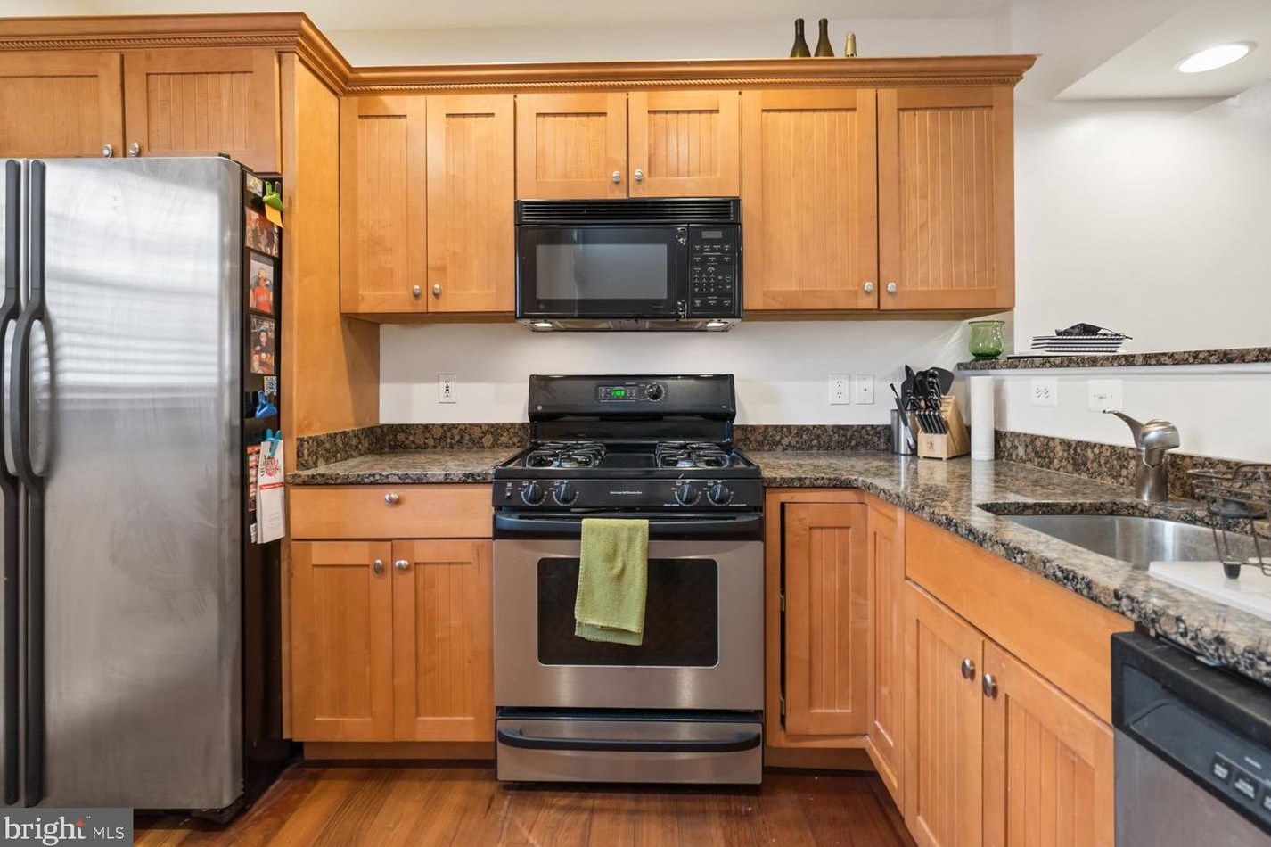 522 Clinton St, Baltimore MD  21205-2811 exterior