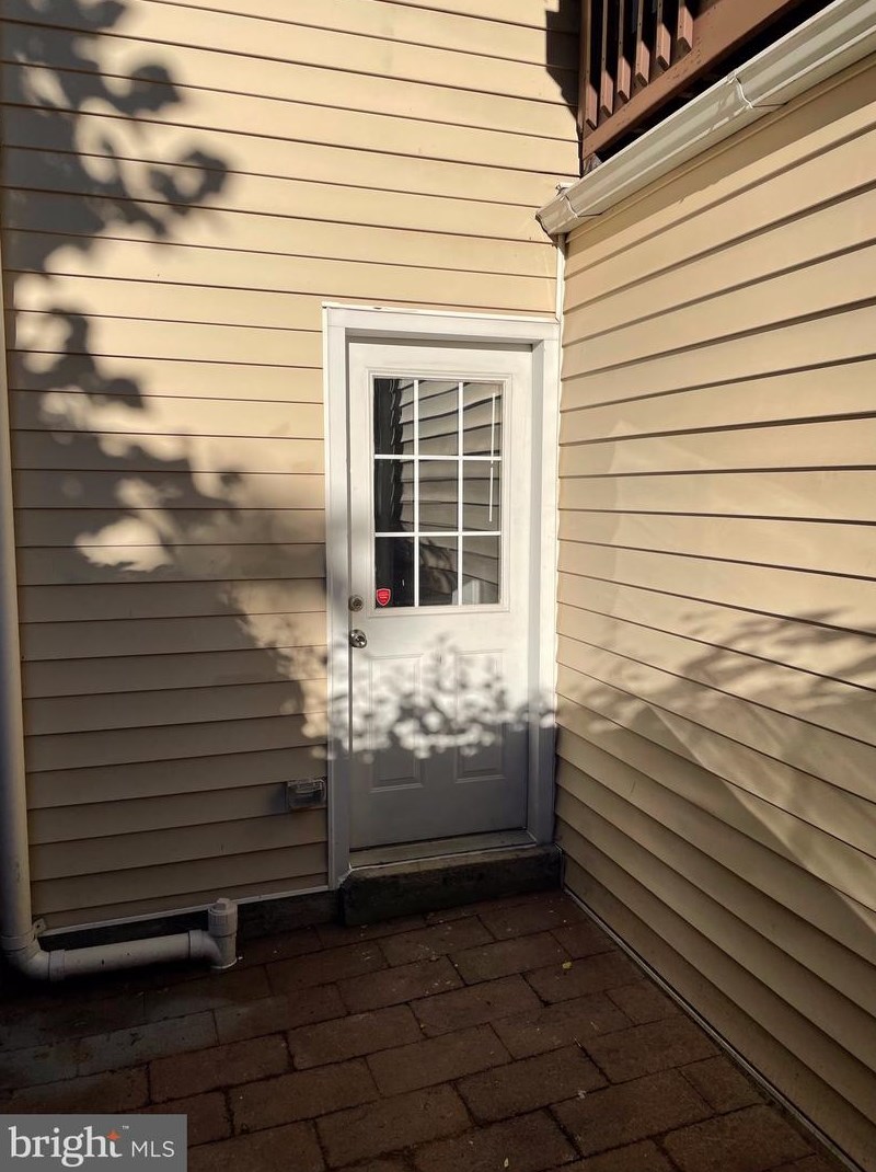 606 Bradford St, Baltimore MD  21224-3606 exterior