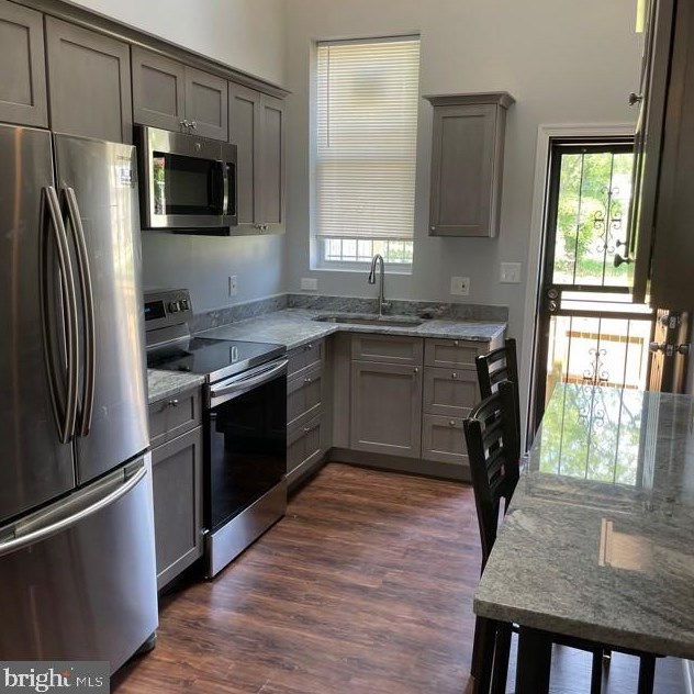 526 Laurens St, Baltimore MD  21217-3210 exterior
