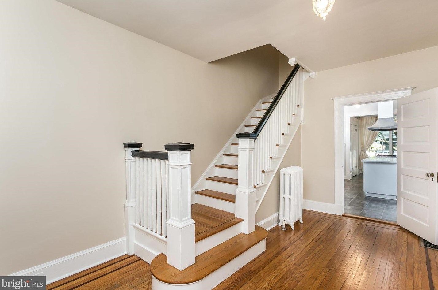 4332 Roland Ave, Baltimore MD  21210-2745 exterior