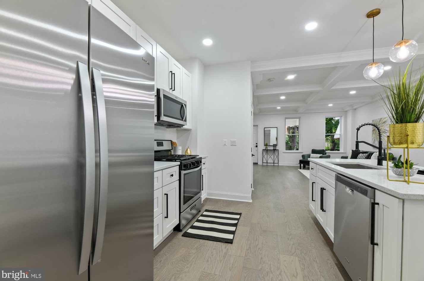 715 Linnard St, Baltimore MD  21229-2037 exterior