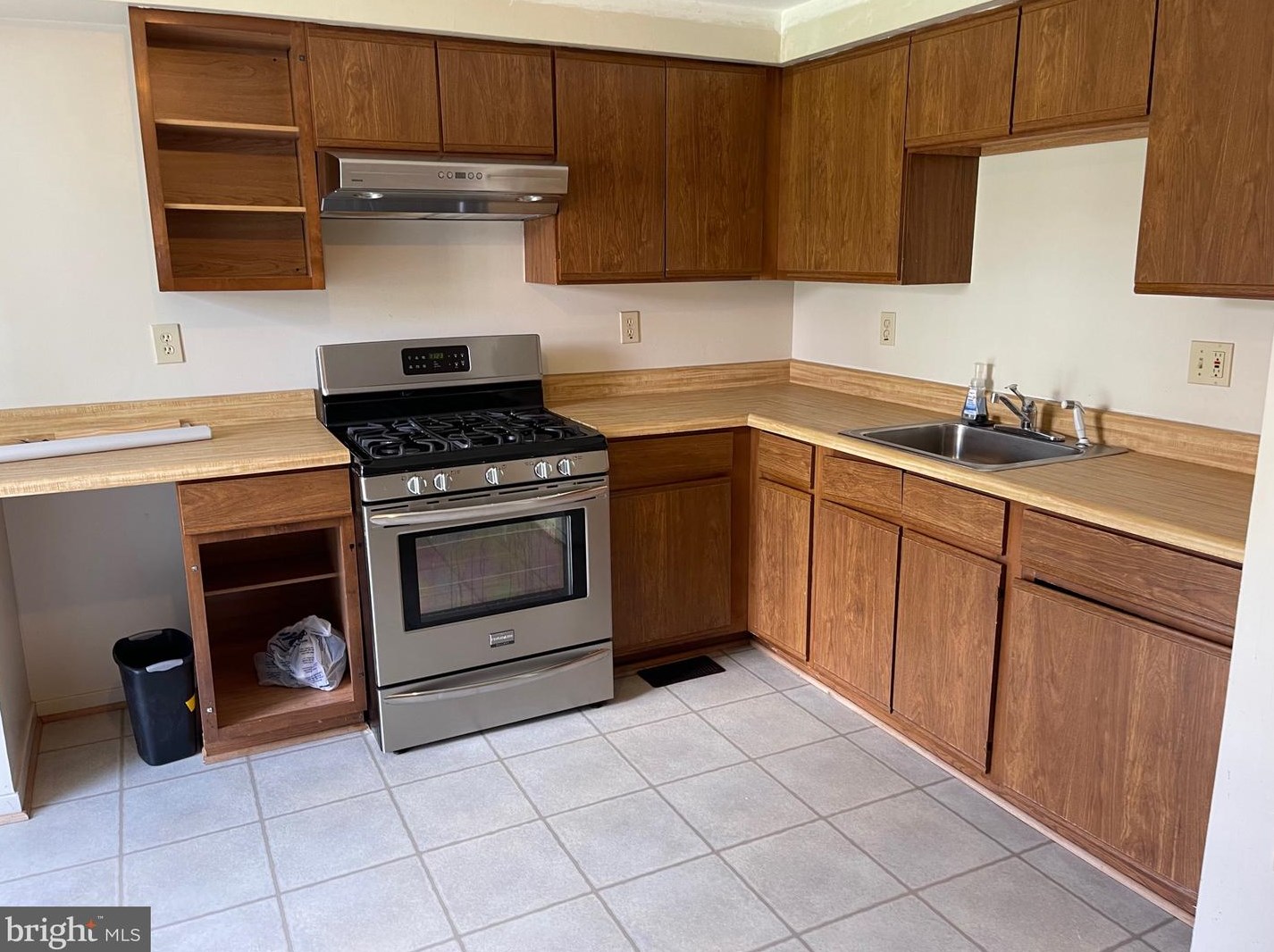 1730 Abbotston St, Baltimore MD  21218-4924 exterior