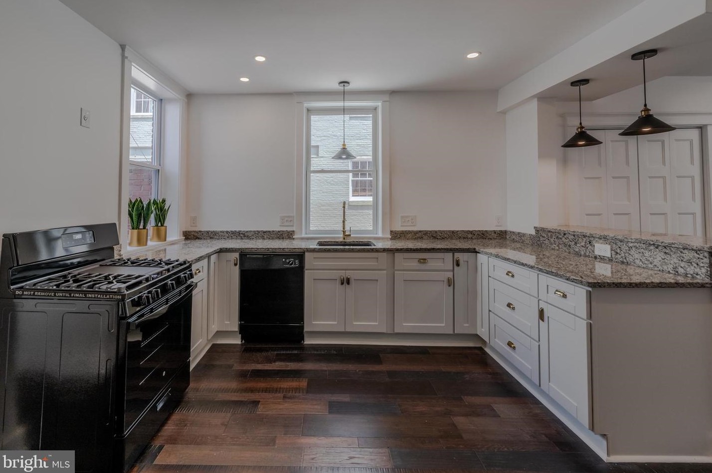1814 Lancaster St, Baltimore MD  21231-3506 exterior