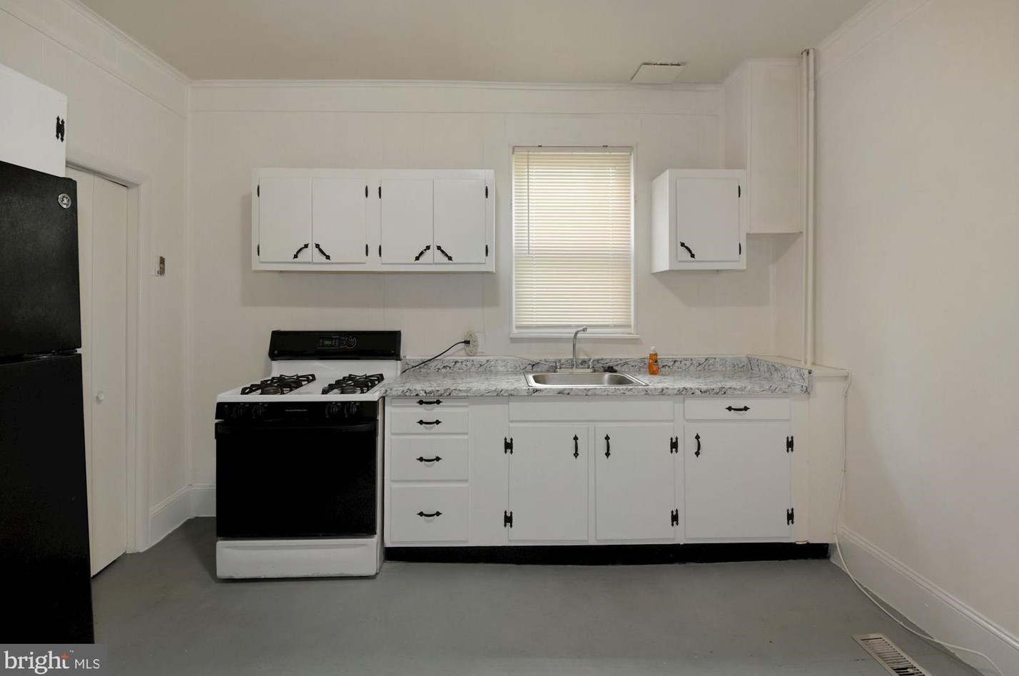 728 43 St, Baltimore MD 21211-1611 exterior