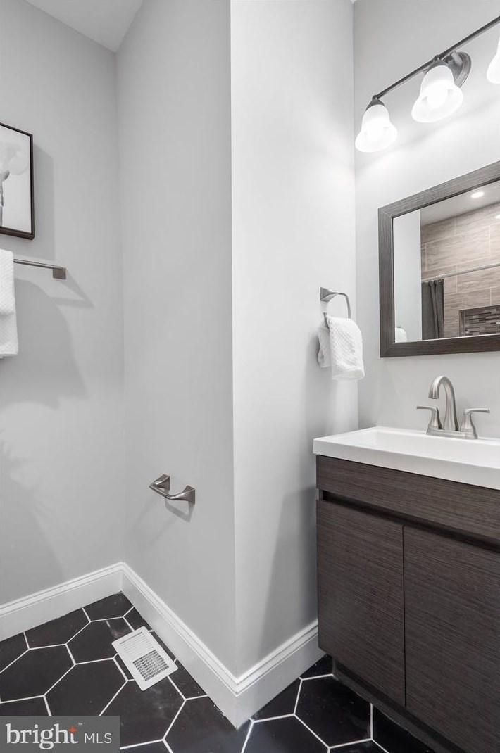 1611 30th St, Baltimore MD  21218-3726 exterior