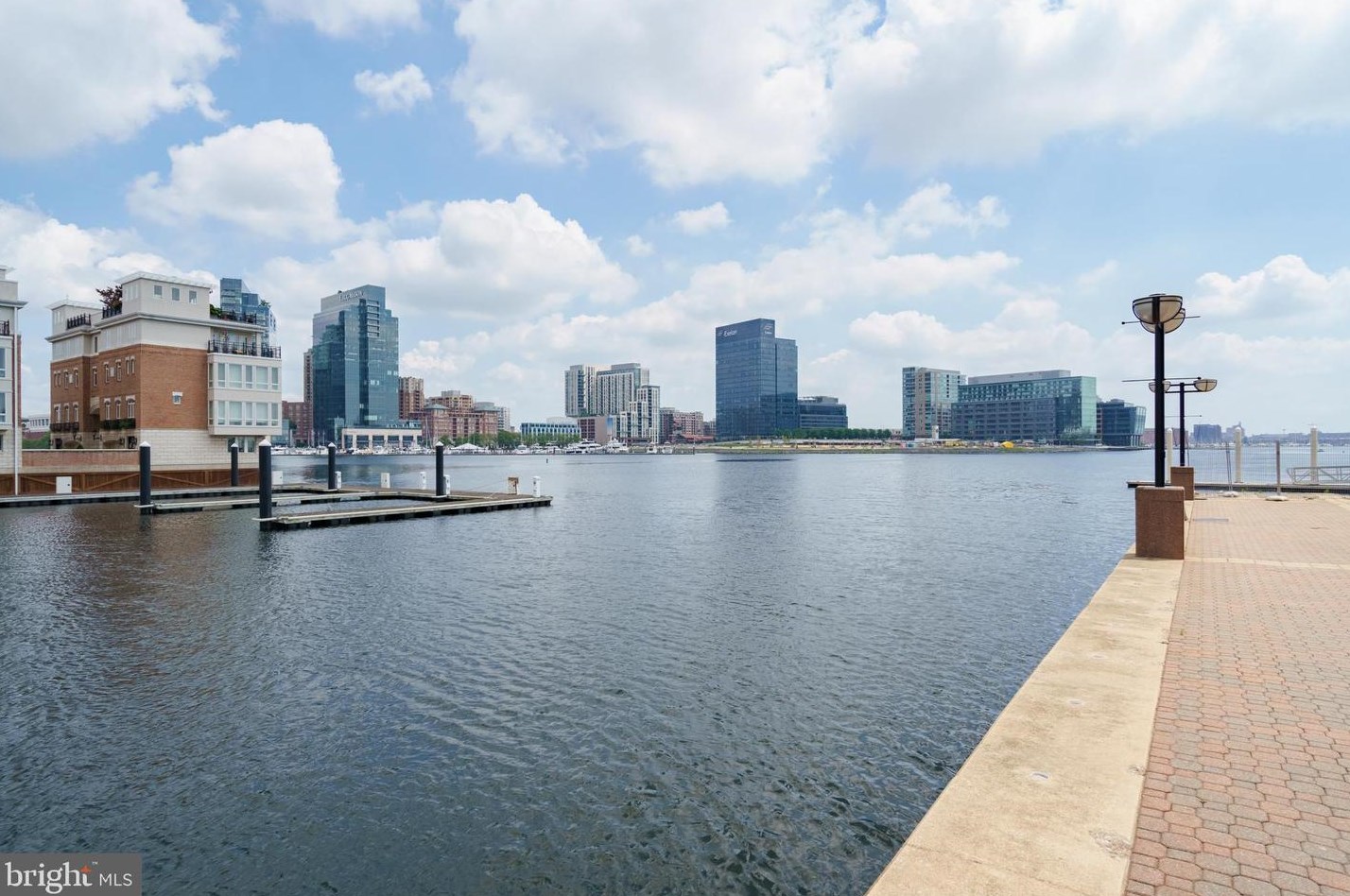 23 Pierside Dr, Baltimore MD  21230-5463 exterior